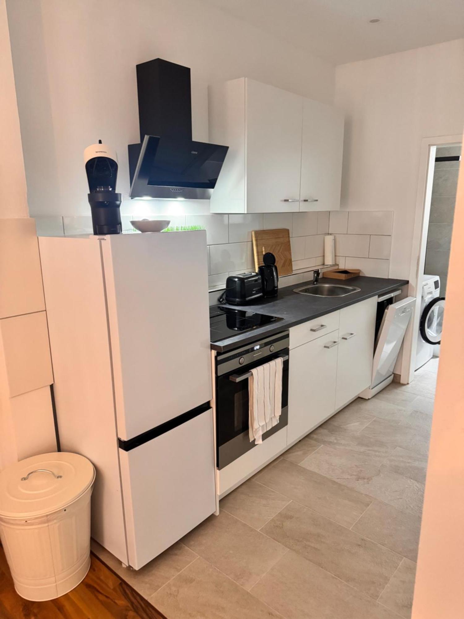 New Apartment In Magdeburg Buckau - Waschmaschine, Smart-Tv, Neues Badezimmer Екстериор снимка